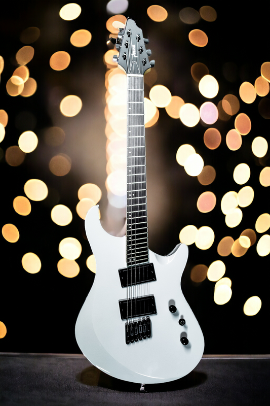 Haze Fanned Fret Built-in Preamp Poplar HAX Electric Guitar - White 6FFWHT